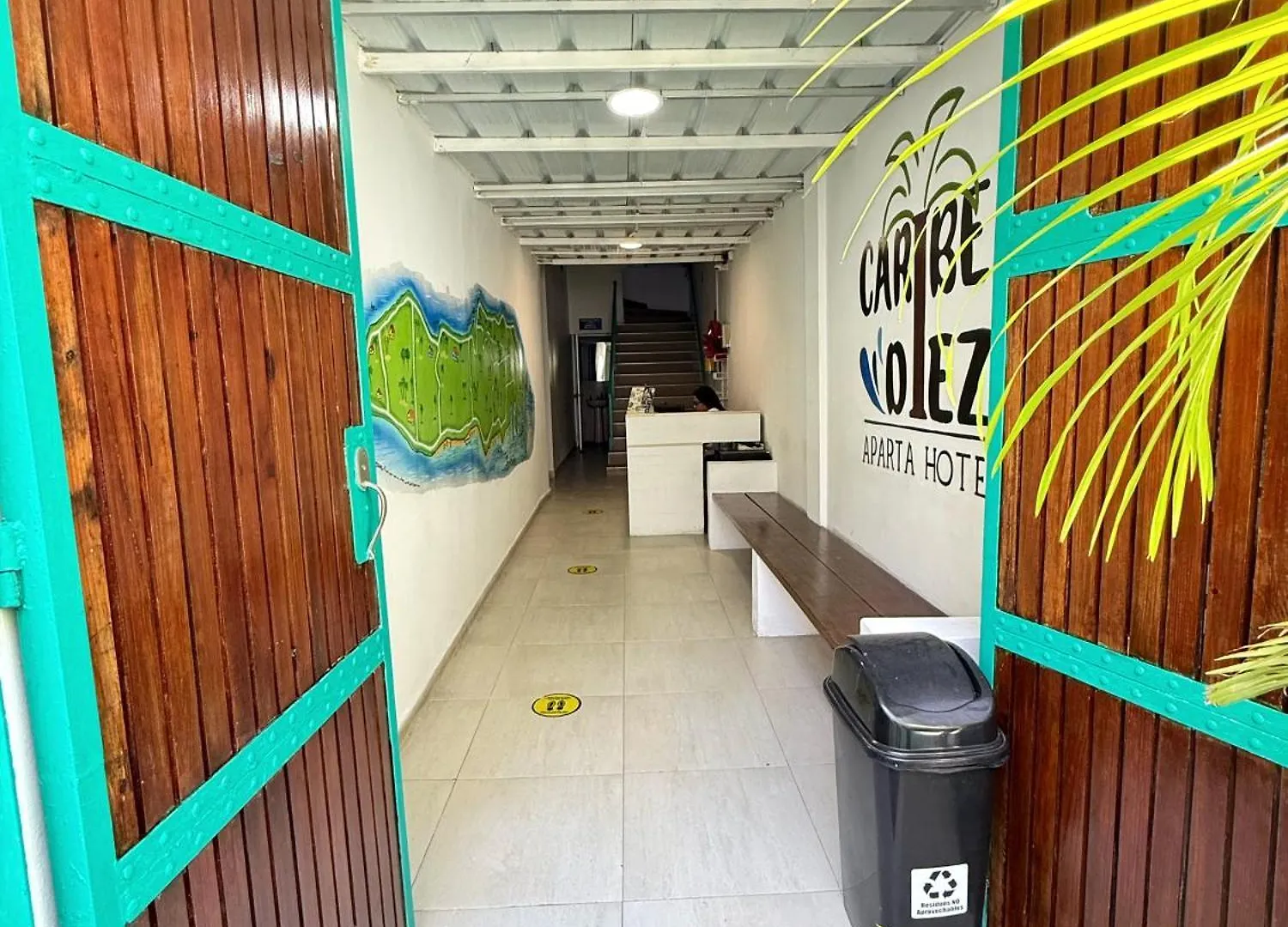 Apartahotel Caribe Diez San Andrés 0*,