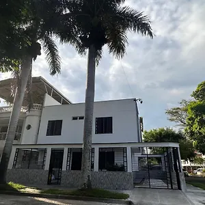 Tu Casa En , Cali Colombia